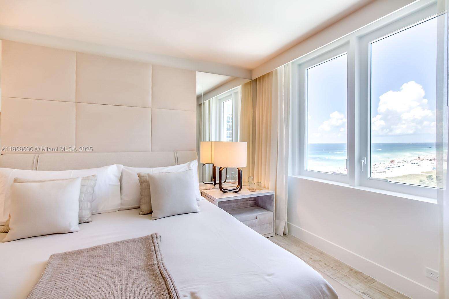 1 Hotel & Homes Unit #1016 | Picture 3