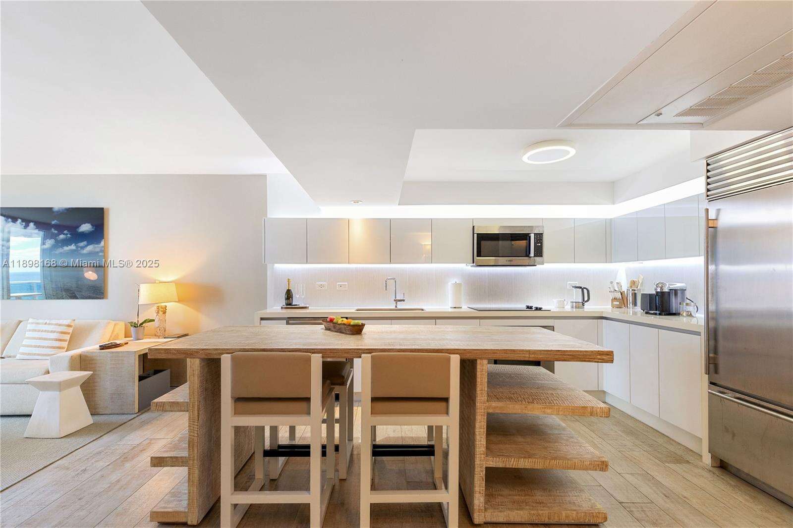 1 Hotel & Homes Unit #1112 | Picture 4