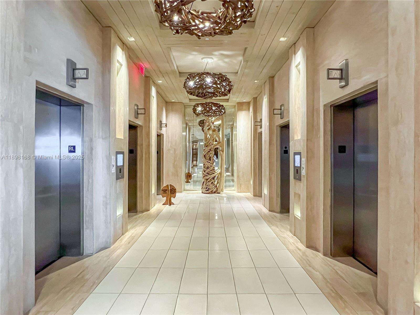 1 Hotel & Homes Unit #1112 | Picture 34