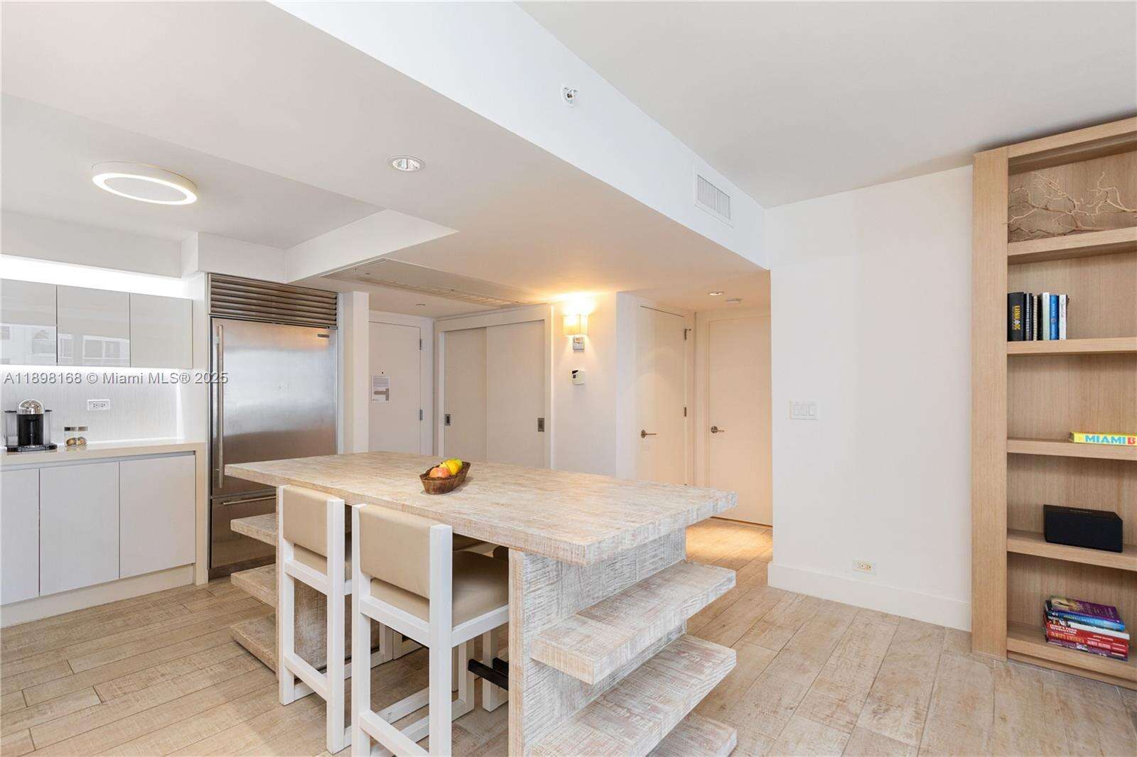 1 Hotel & Homes Unit #1112 | Picture 8