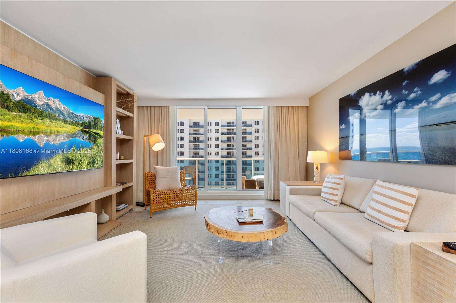 1 Hotel & Homes Unit #1112 | Picture 10