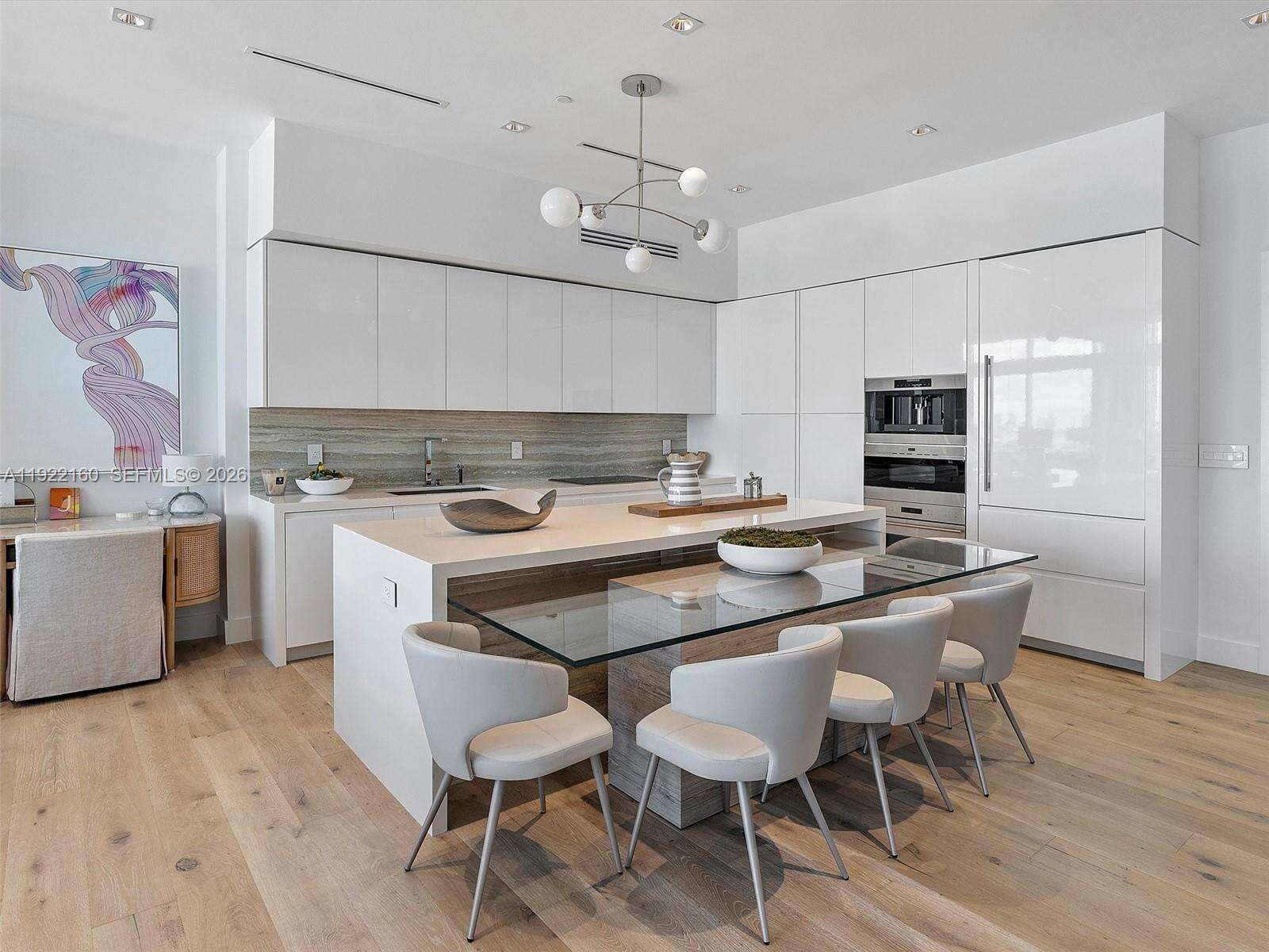 1 Hotel & Homes Unit #PH-1613 | Picture 15