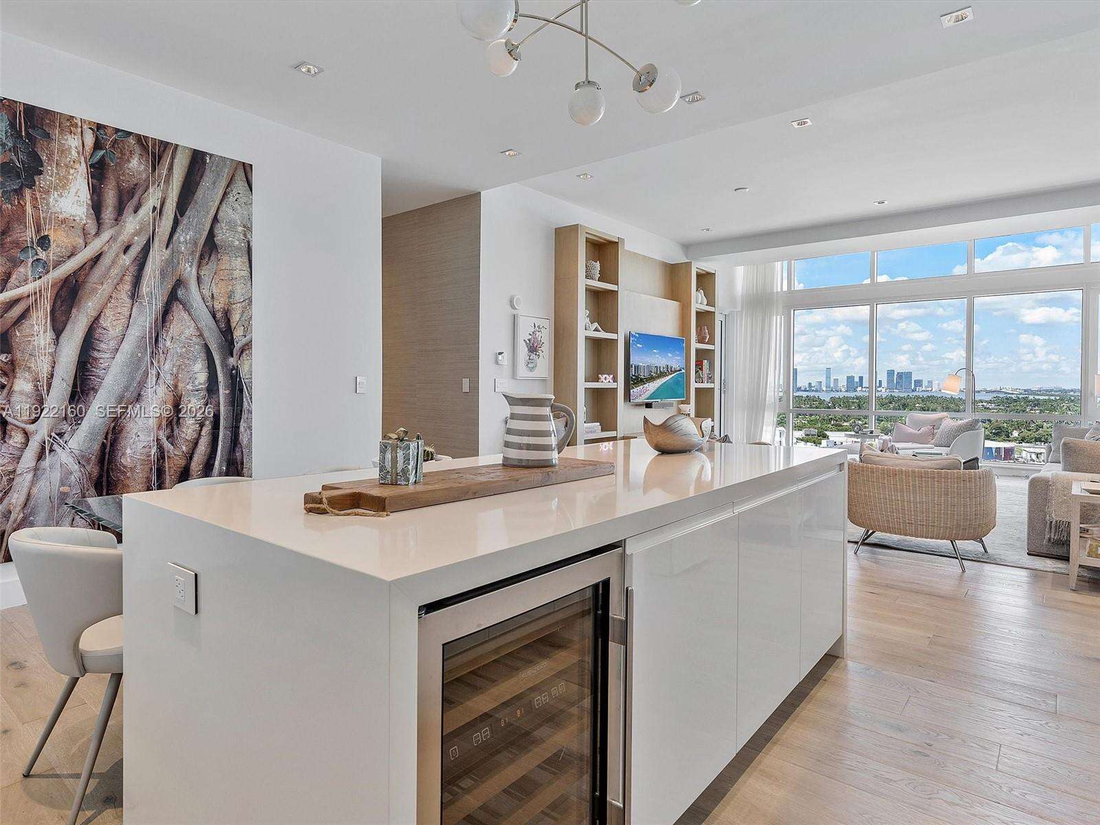 1 Hotel & Homes Unit #PH-1613 | Picture 20