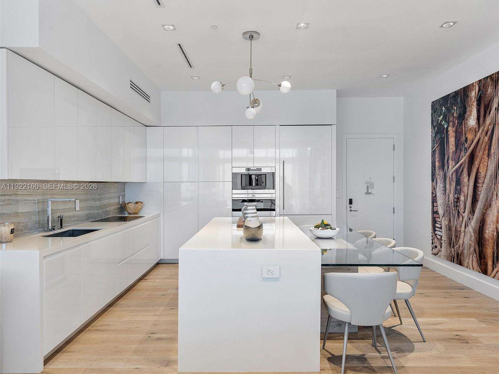 1 Hotel & Homes Unit #PH-1613 | Picture 25