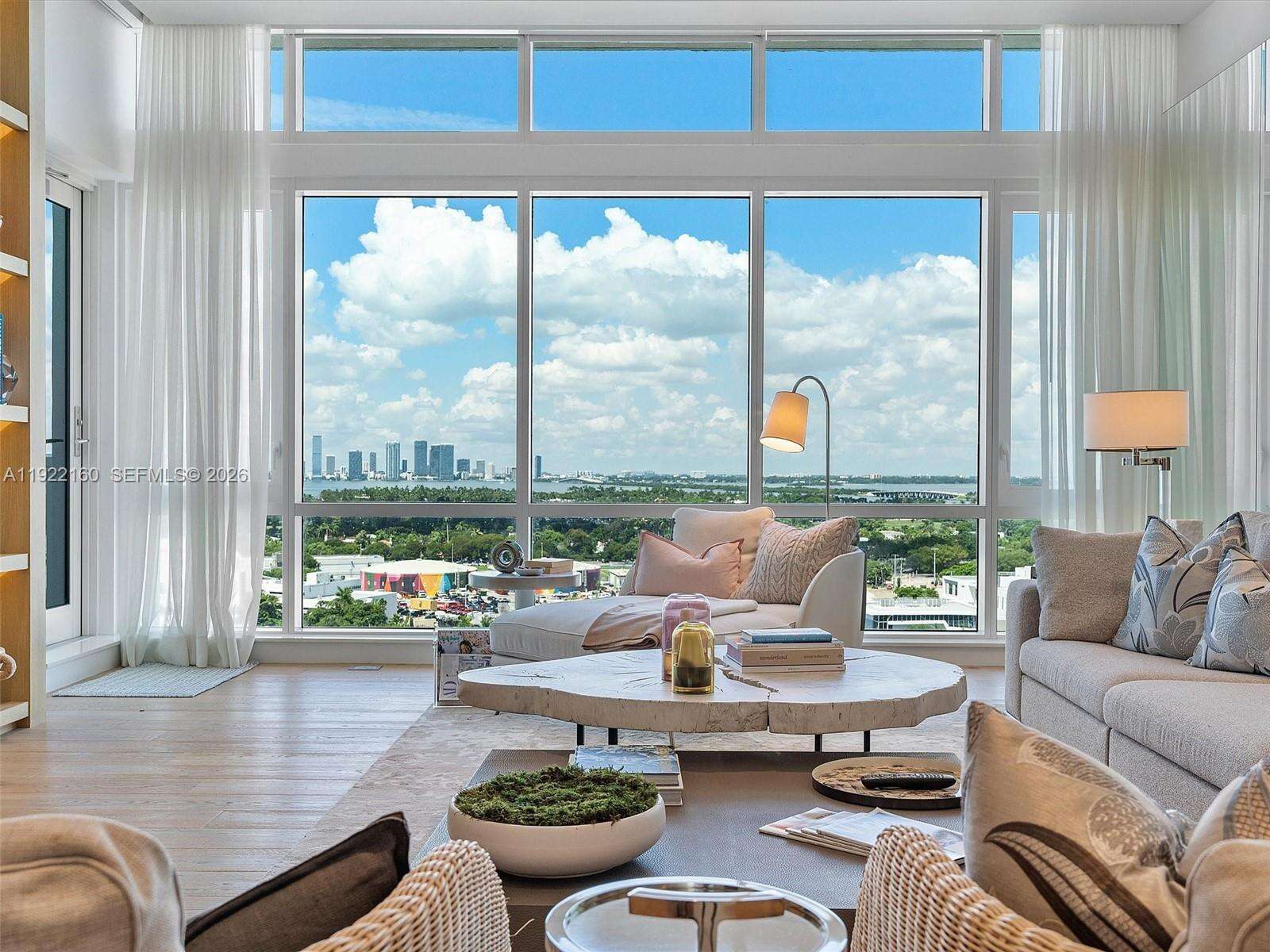 1 Hotel & Homes Unit #PH-1613 | Picture 31