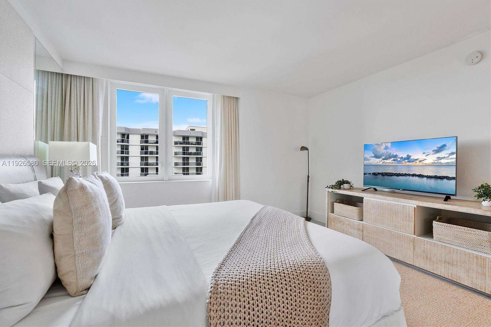 1 Hotel & Homes Unit #1413 | Picture 33