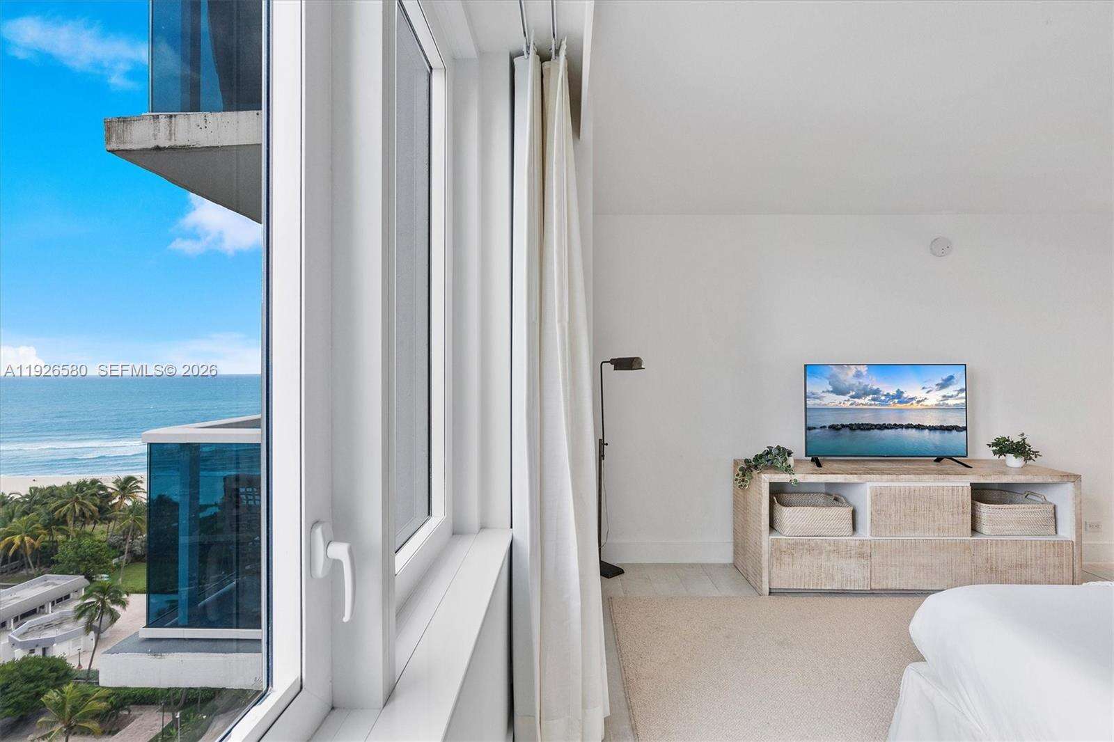 1 Hotel & Homes Unit #1413 | Picture 34