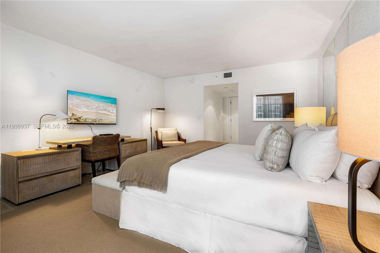 1 Hotel & Homes Unit #1115 | Picture 14