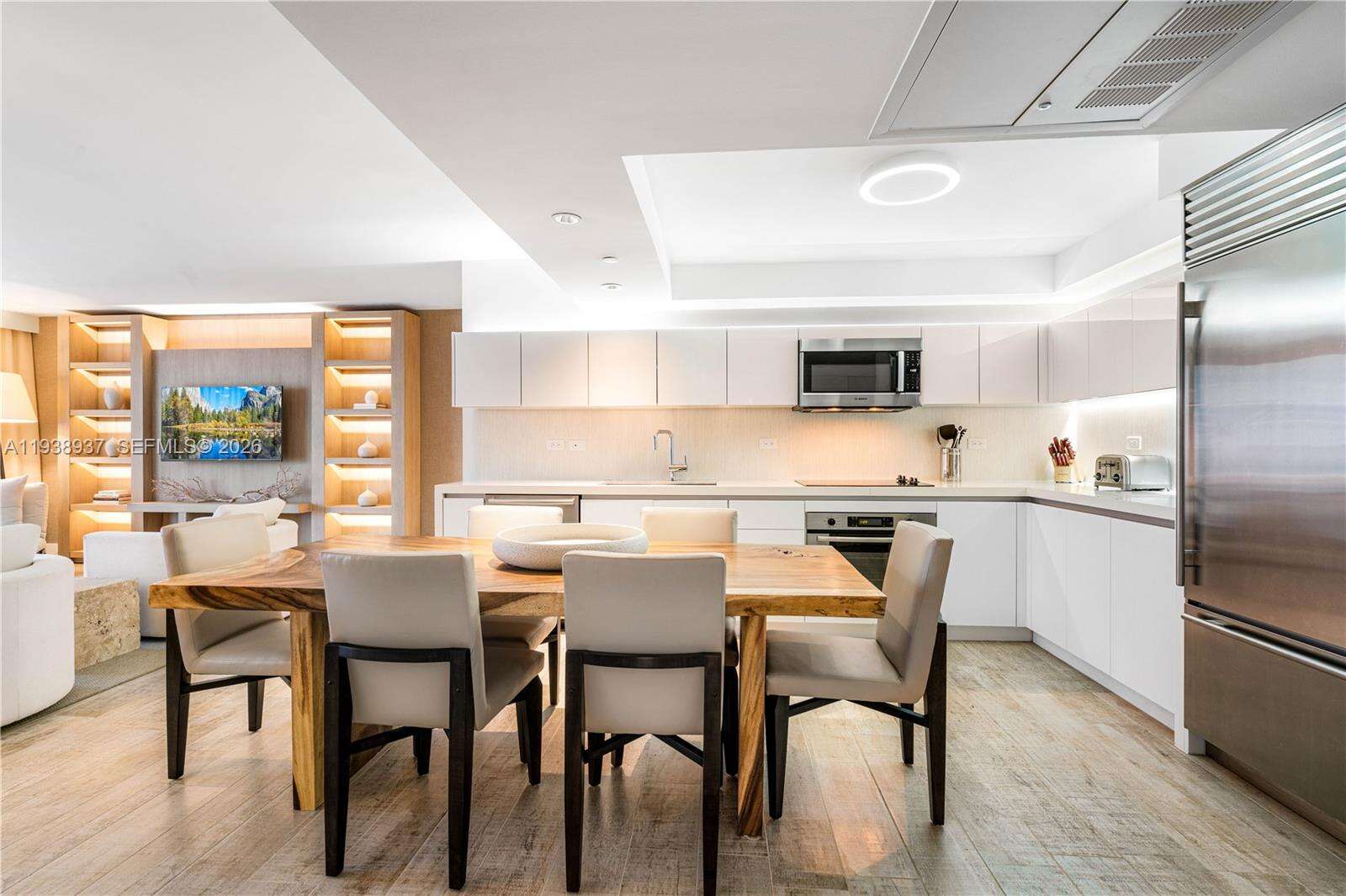 1 Hotel & Homes Unit #1115 | Picture 3