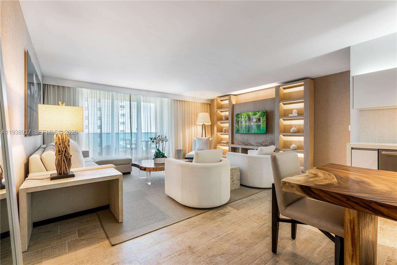 1 Hotel & Homes Unit #1115 | Picture 4