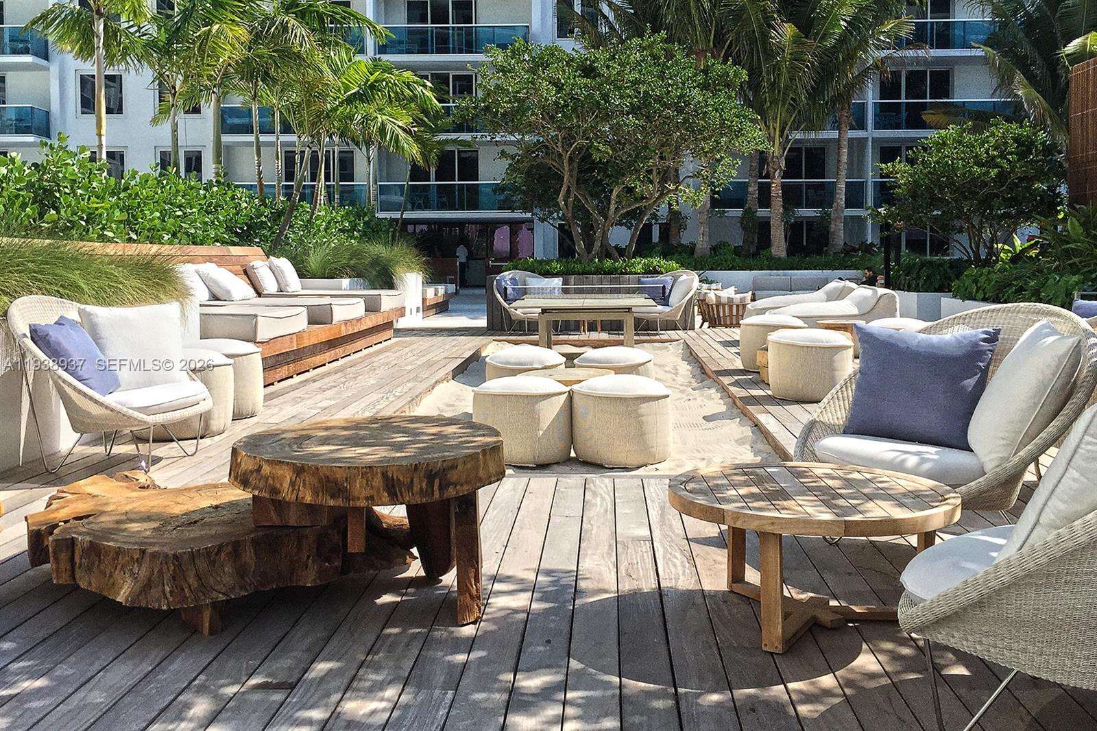 1 Hotel & Homes Unit #1115 | Picture 35