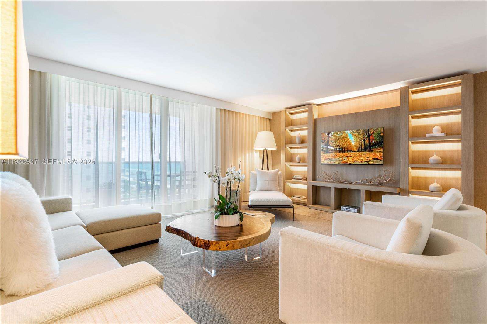 1 Hotel & Homes Unit #1115 | Picture 6