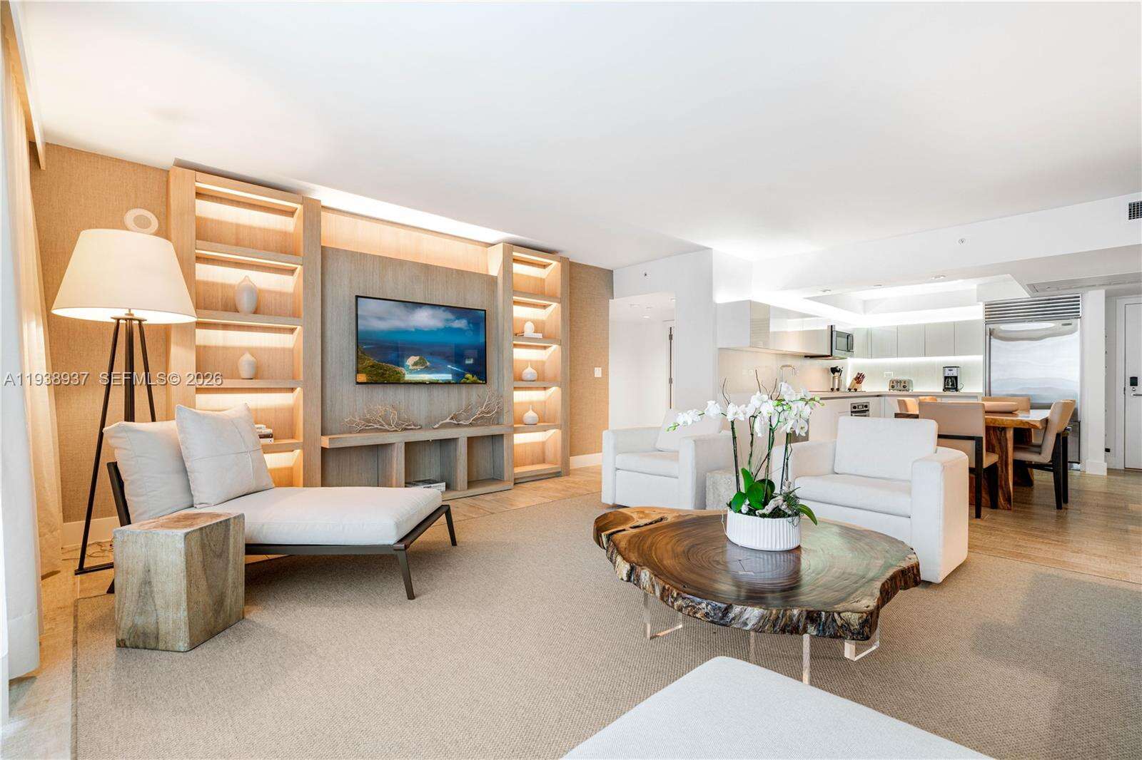 1 Hotel & Homes Unit #1115 | Picture 8