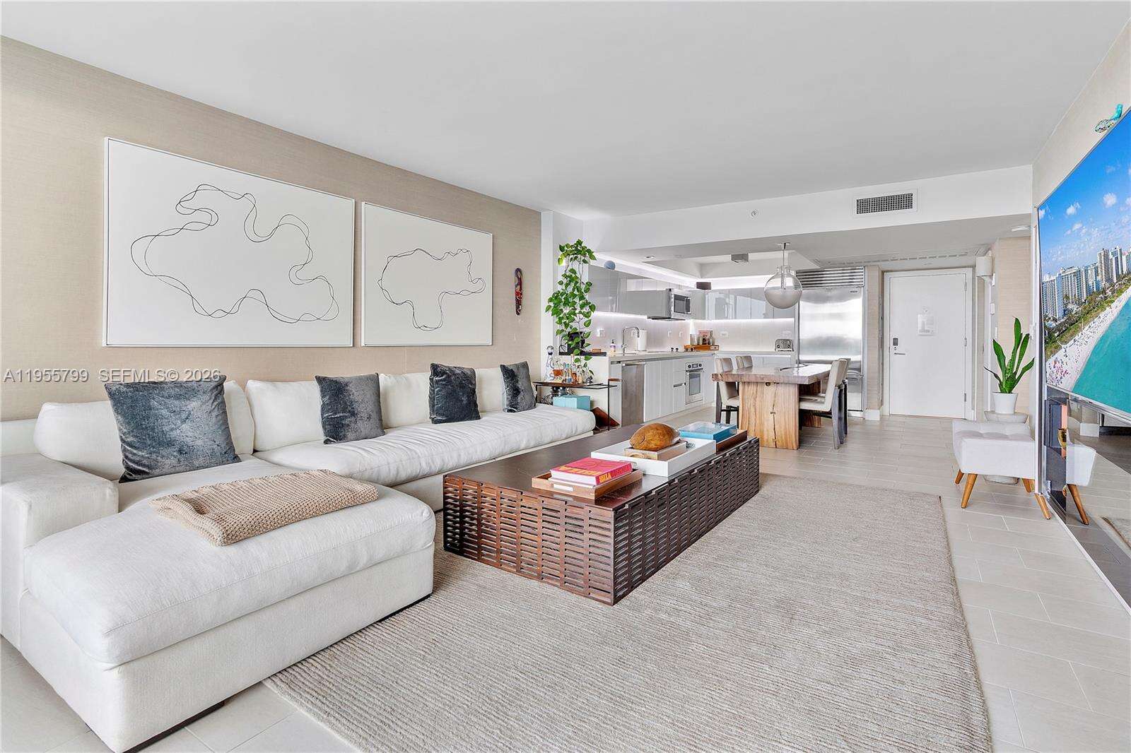 1 Hotel & Homes Unit #1427 | Picture 8