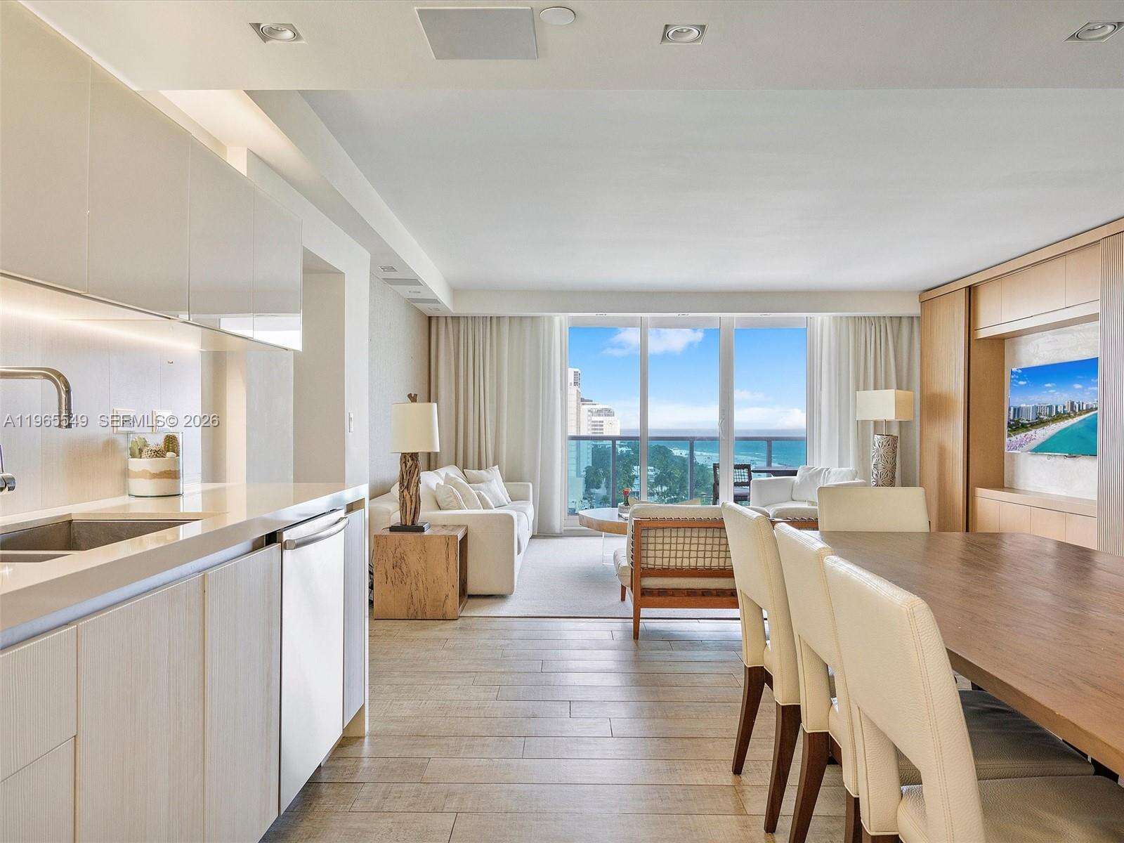 1 Hotel & Homes Unit #1119 | Picture 12