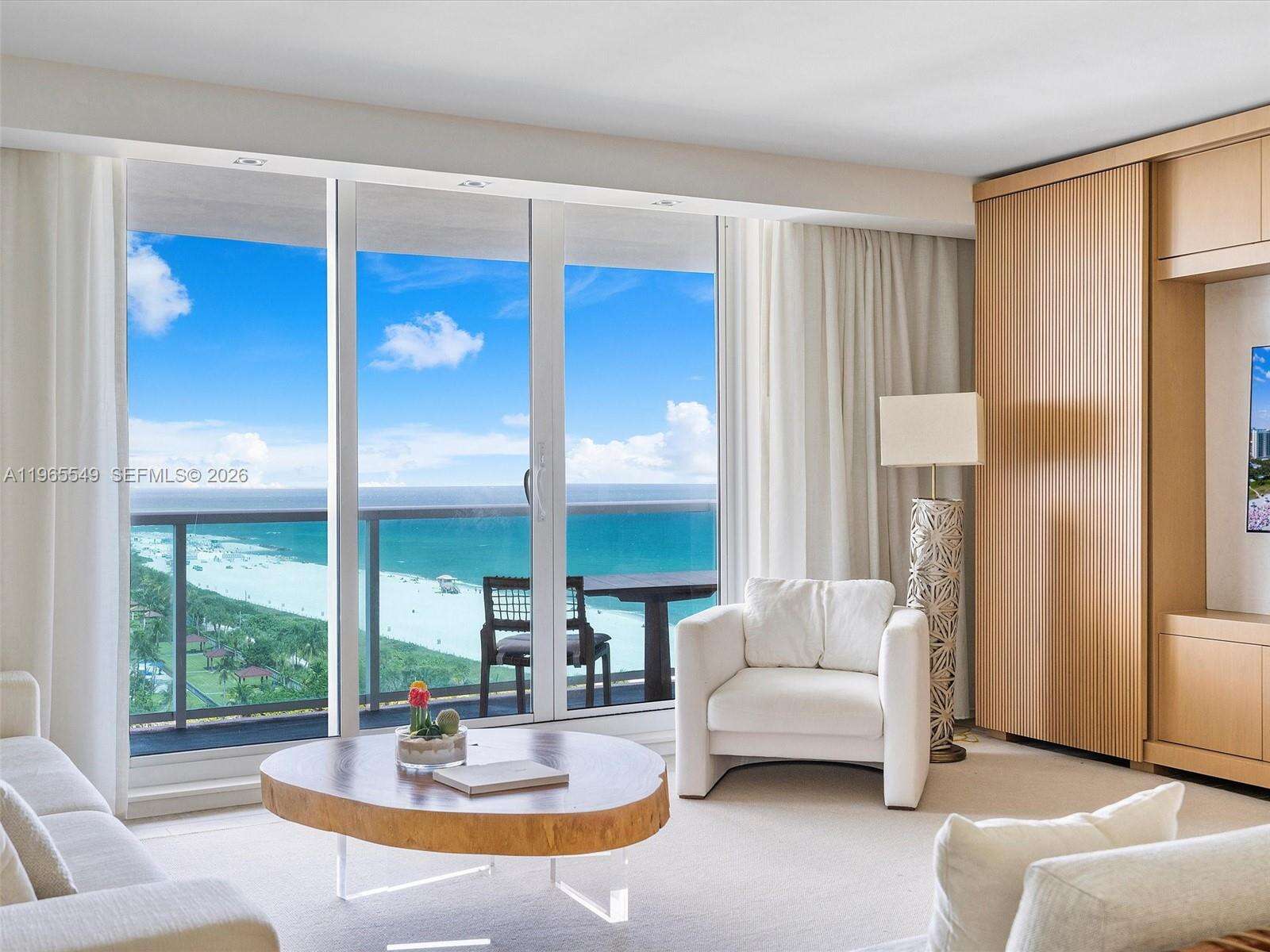 1 Hotel & Homes Unit #1119 | Picture 3