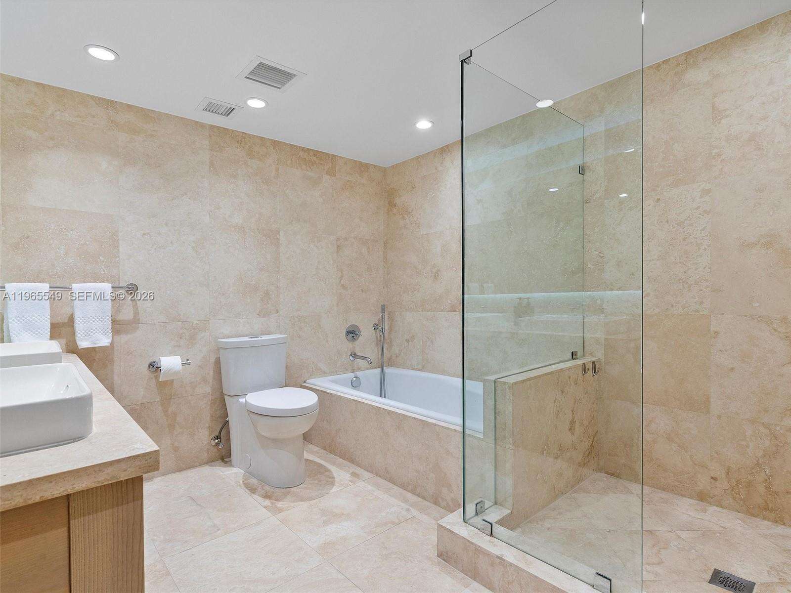 1 Hotel & Homes Unit #1119 | Picture 40