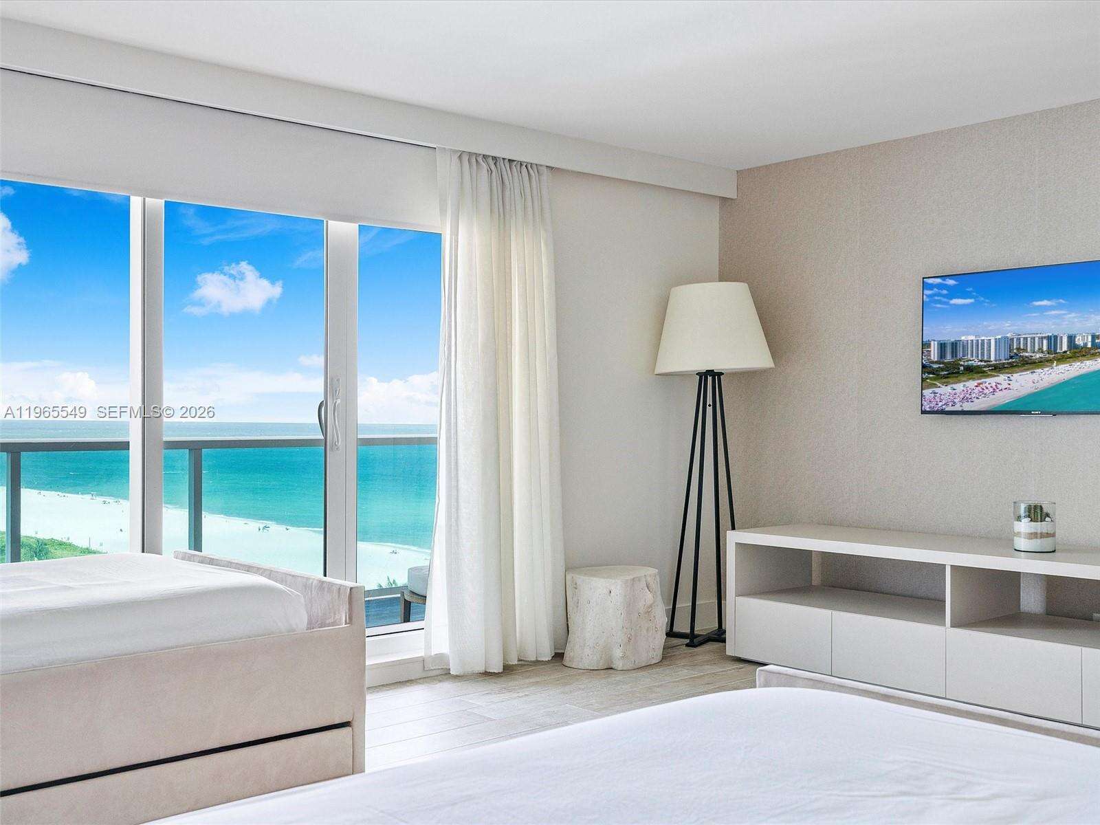 1 Hotel & Homes Unit #1119 | Picture 9