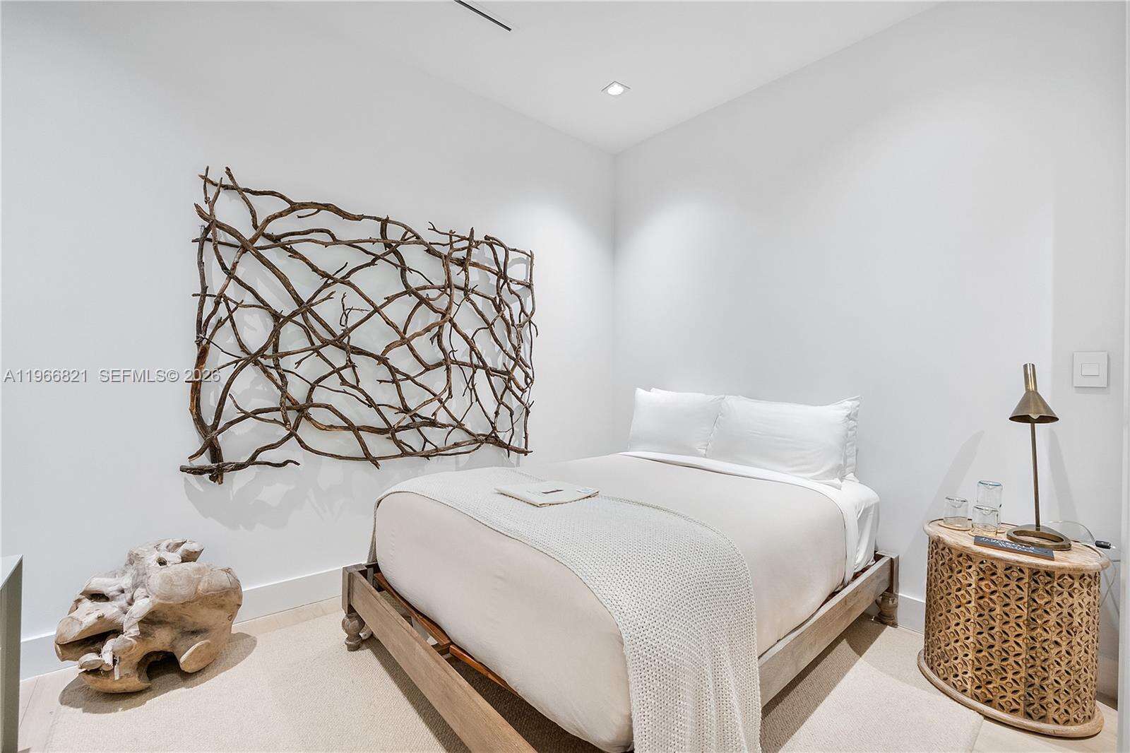 1 Hotel & Homes Unit #PH-1612 | Picture 31