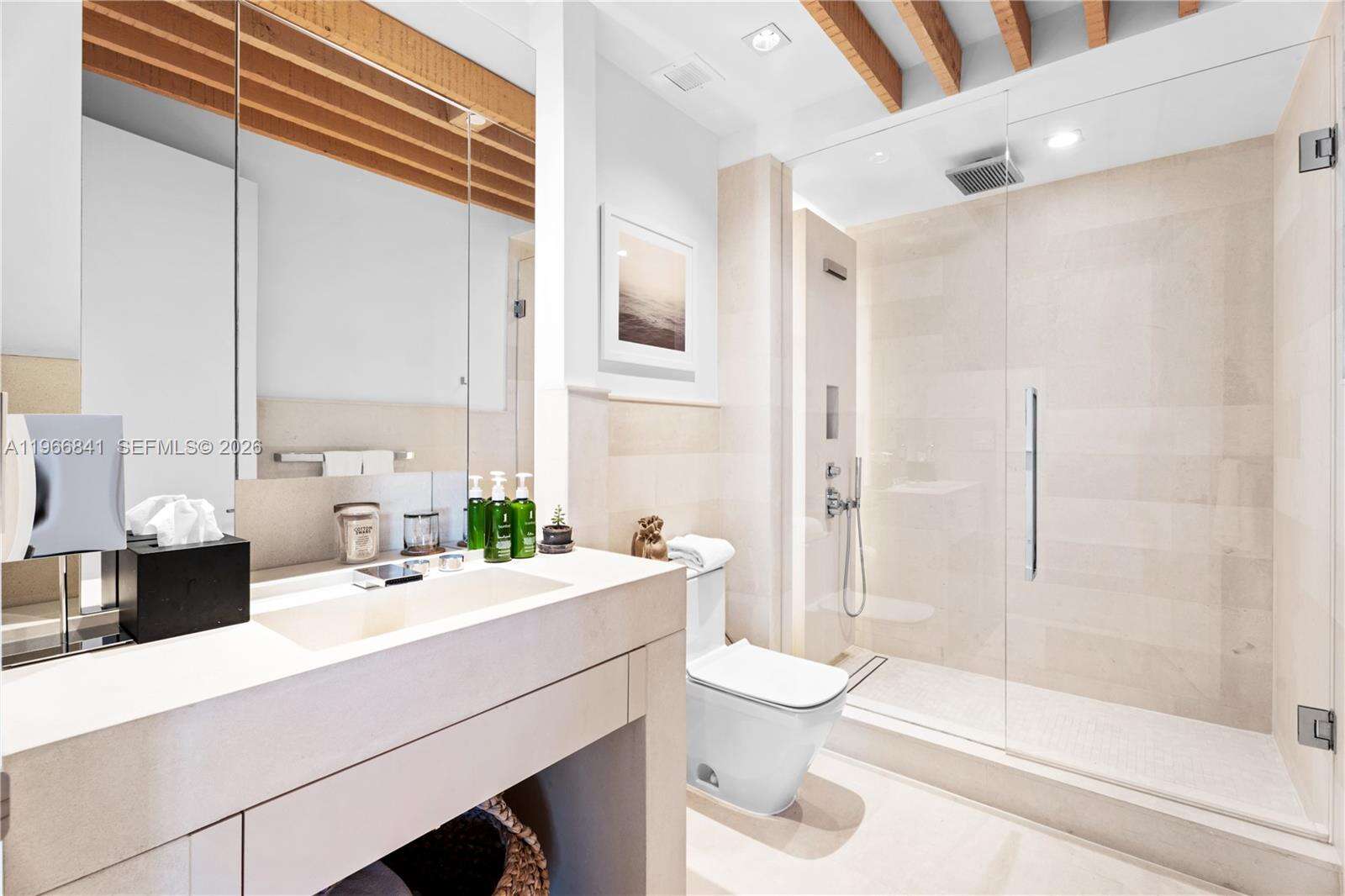 1 Hotel & Homes Unit #PH-1705 | Picture 19