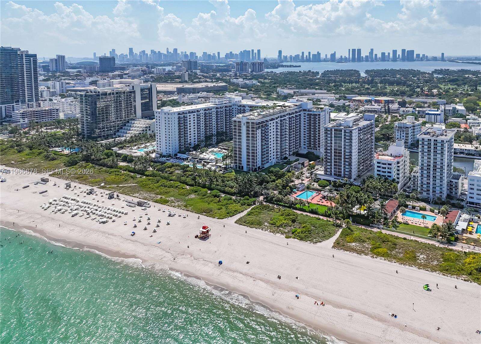 1 Hotel & Homes Unit #PH-1703 | Picture 26