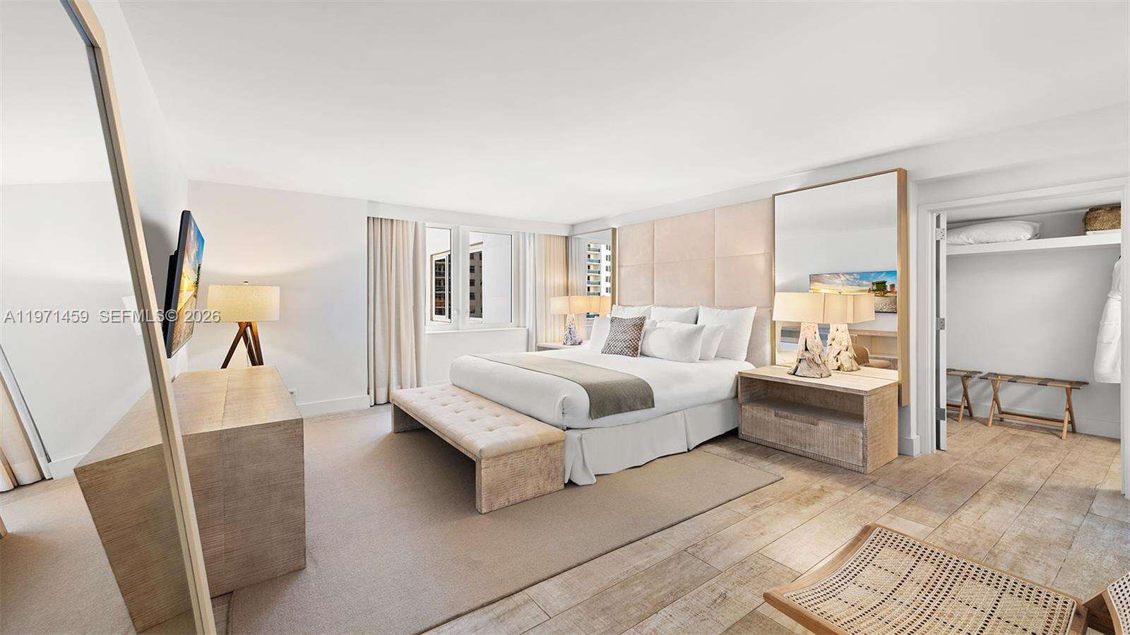 1 Hotel & Homes Unit #904 | Picture 14