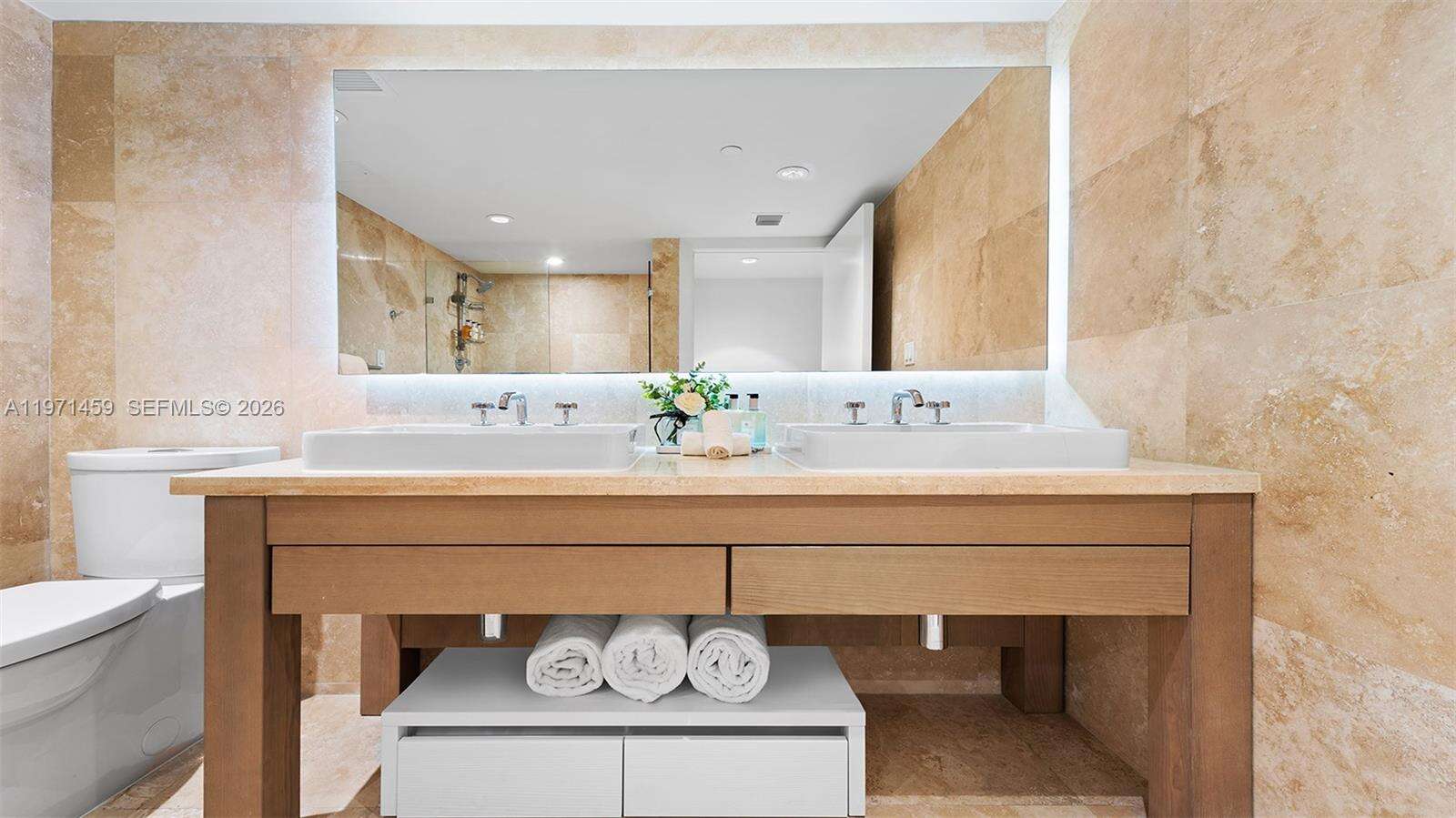 1 Hotel & Homes Unit #904 | Picture 15