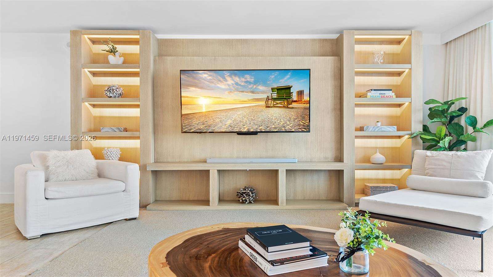 1 Hotel & Homes Unit #904 | Picture 4