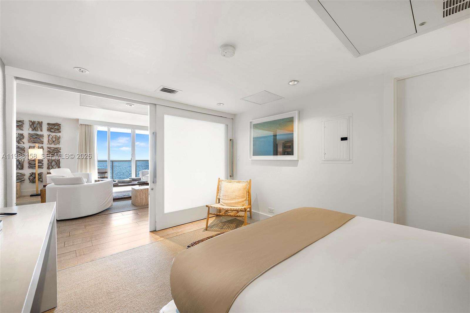 1 Hotel & Homes Unit #1040 | Picture 11