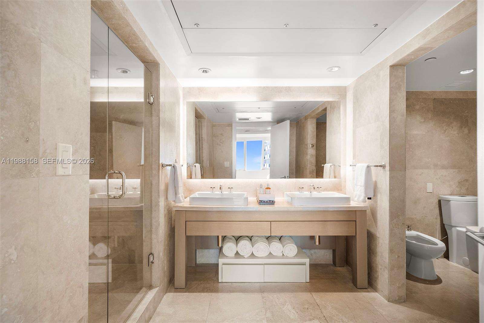 1 Hotel & Homes Unit #1040 | Picture 21