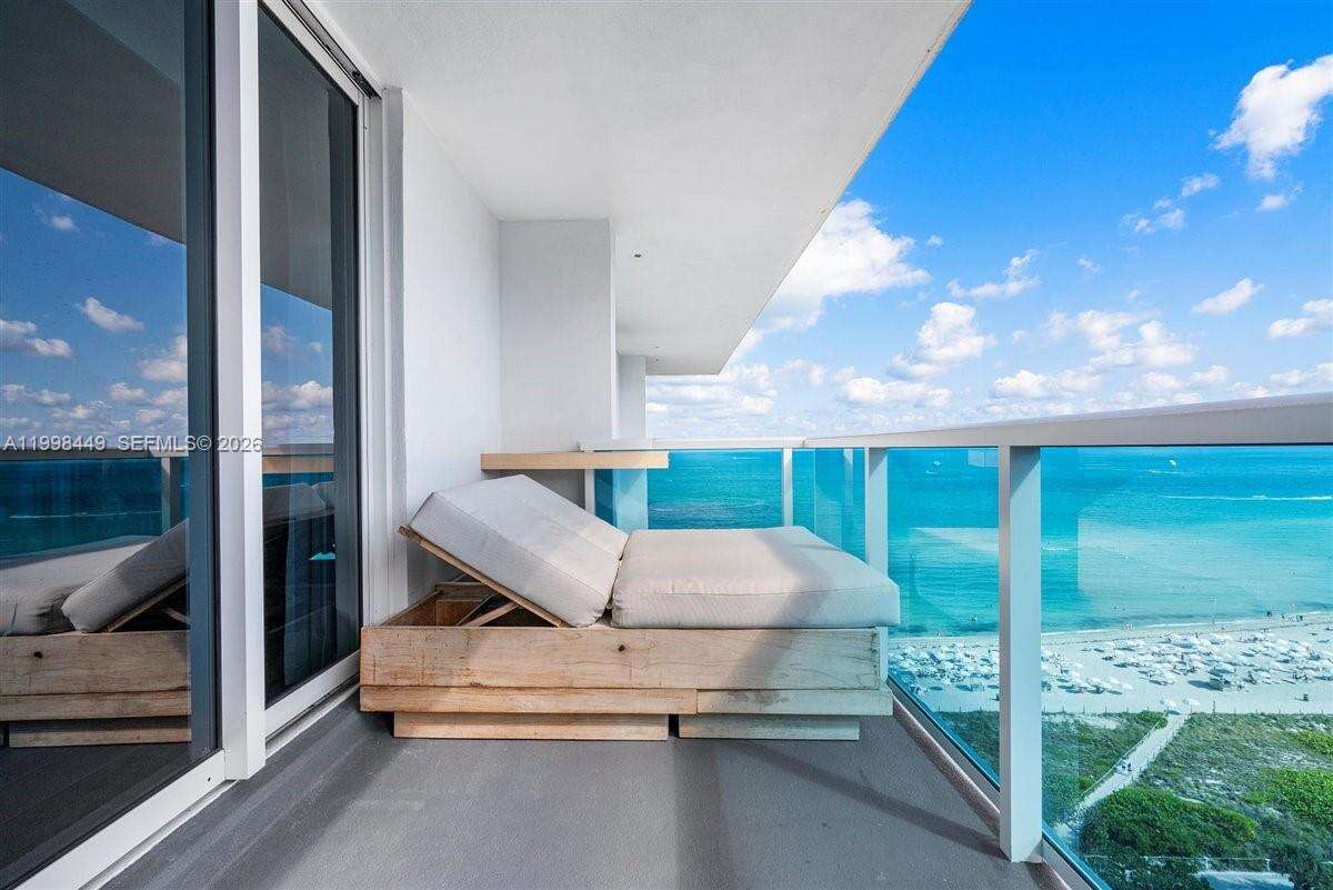 1 Hotel & Homes Unit #1520 | Picture 15