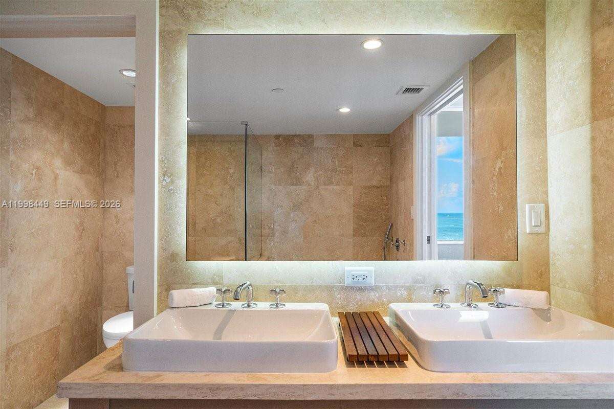 1 Hotel & Homes Unit #1520 | Picture 24