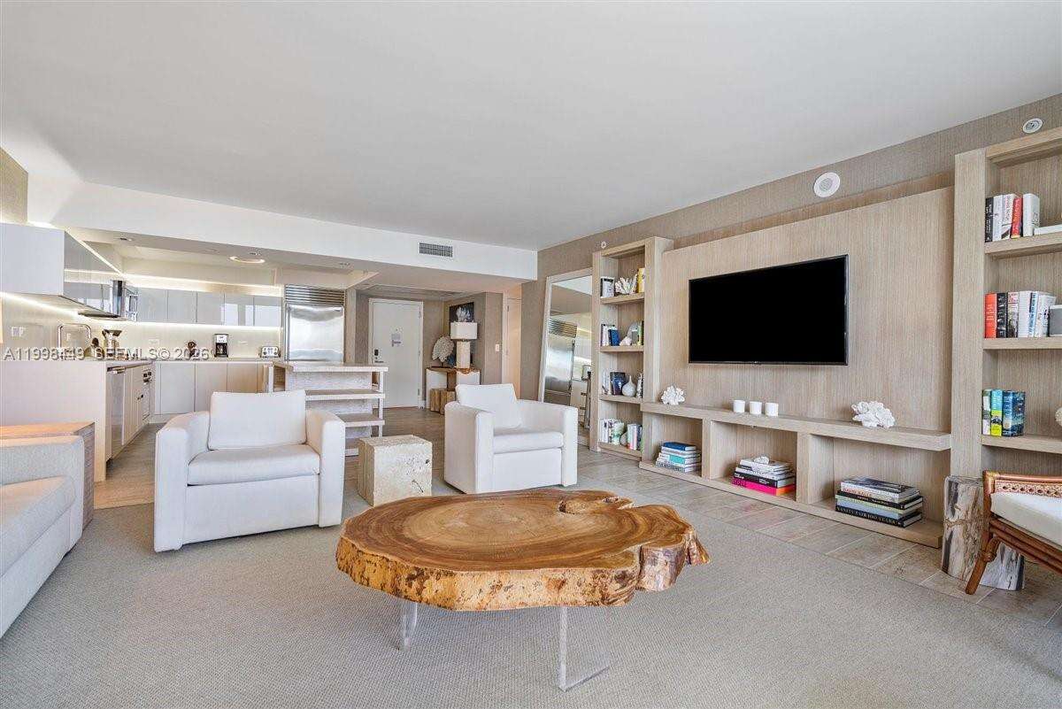 1 Hotel & Homes Unit #1520 | Picture 4