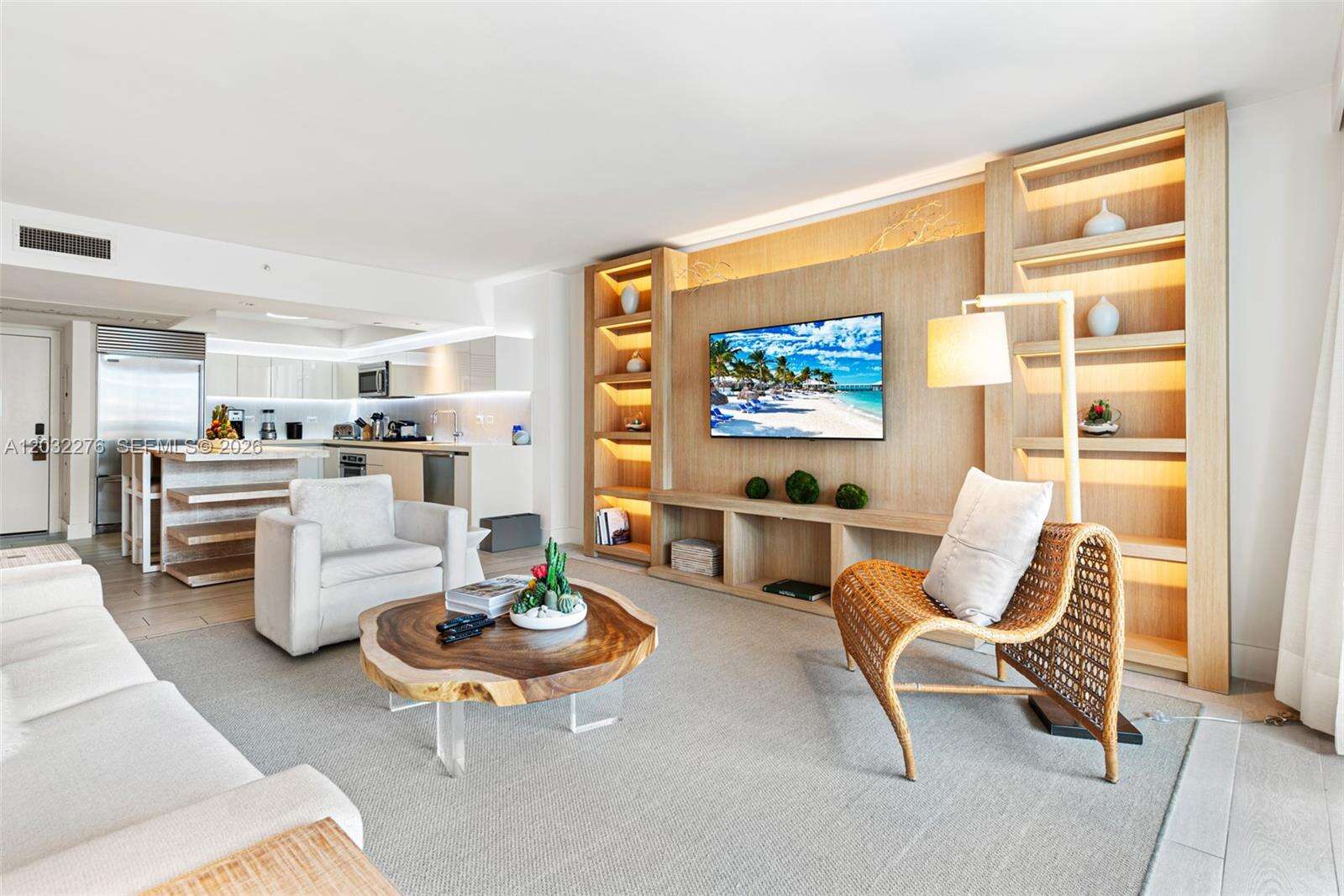 1 Hotel & Homes Unit #1406 | Picture 19