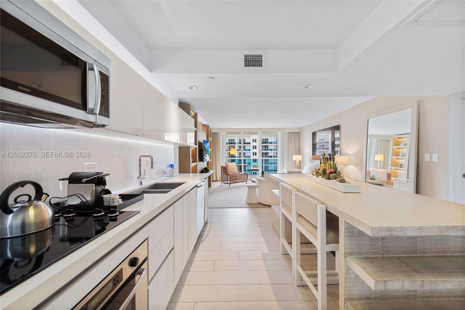 1 Hotel & Homes Unit #1406 | Picture 6