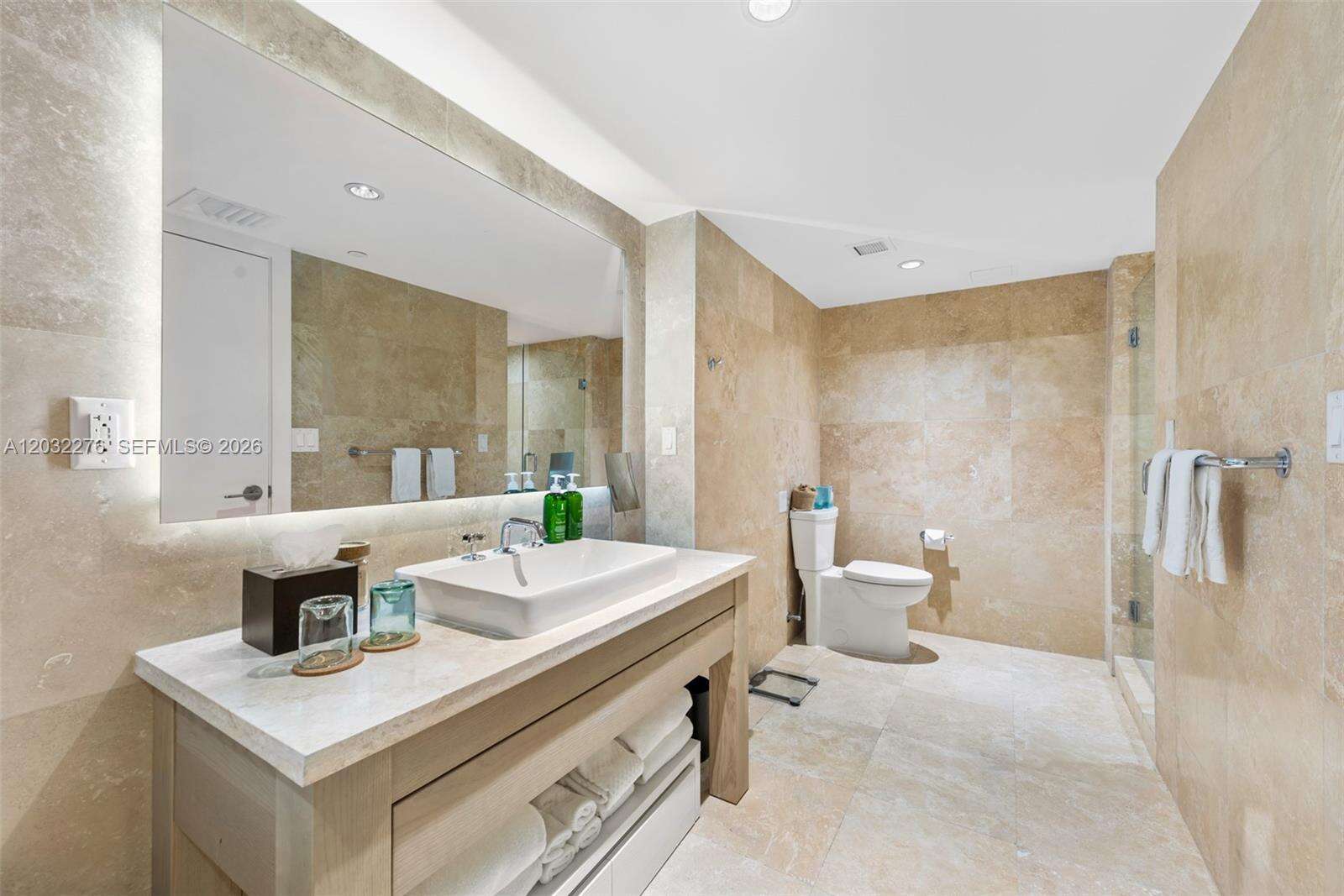 1 Hotel & Homes Unit #1406 | Picture 10