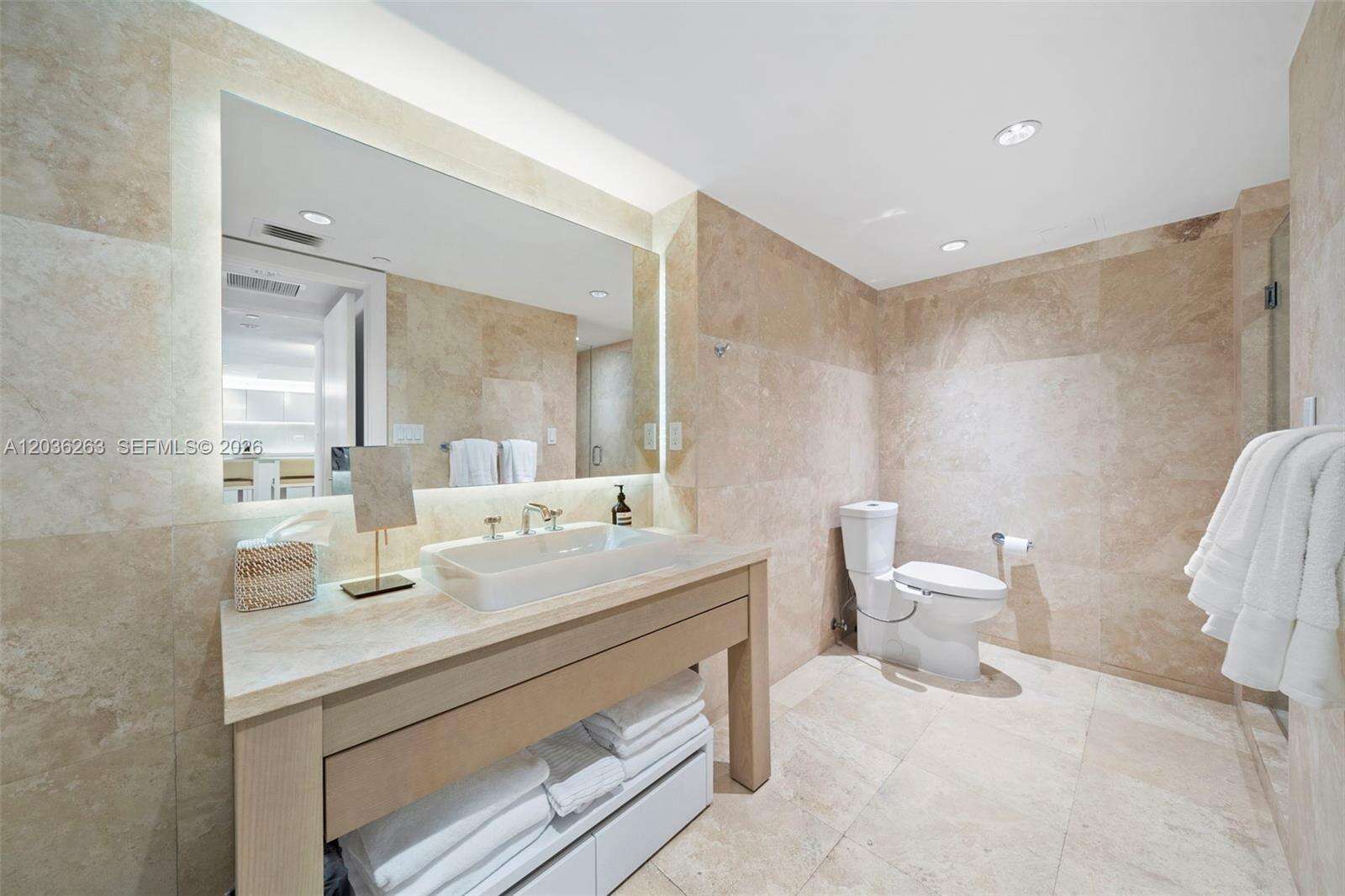 1 Hotel & Homes Unit #1210 | Picture 12
