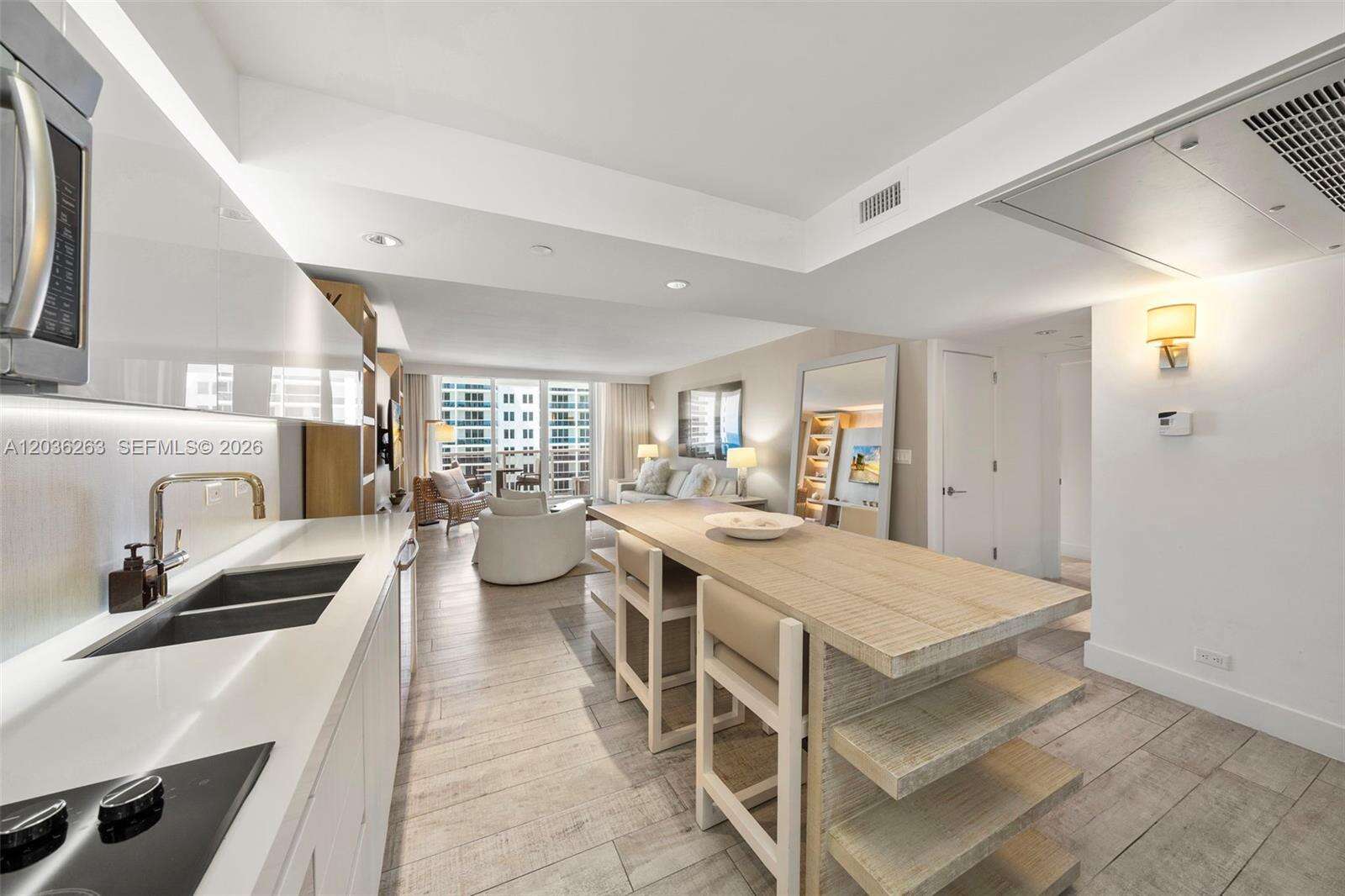 1 Hotel & Homes Unit #1210 | Picture 18