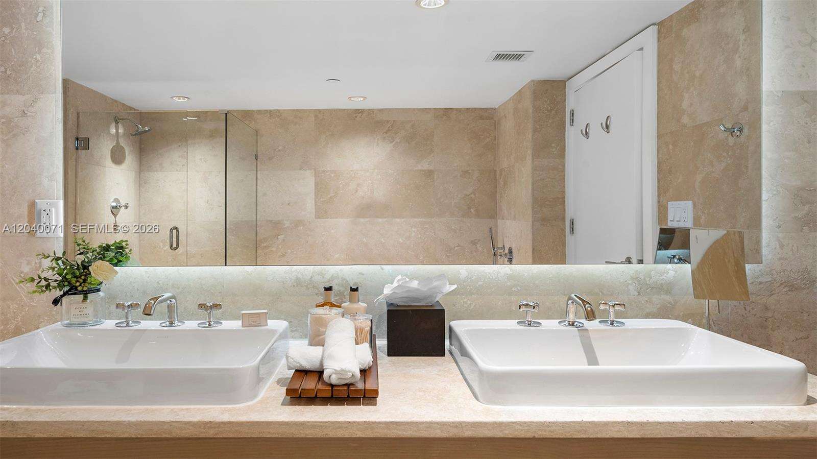 1 Hotel & Homes Unit #1545 | Picture 23