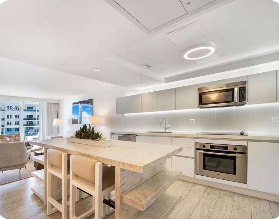 1 Hotel & Homes Unit #1512 | Picture 7