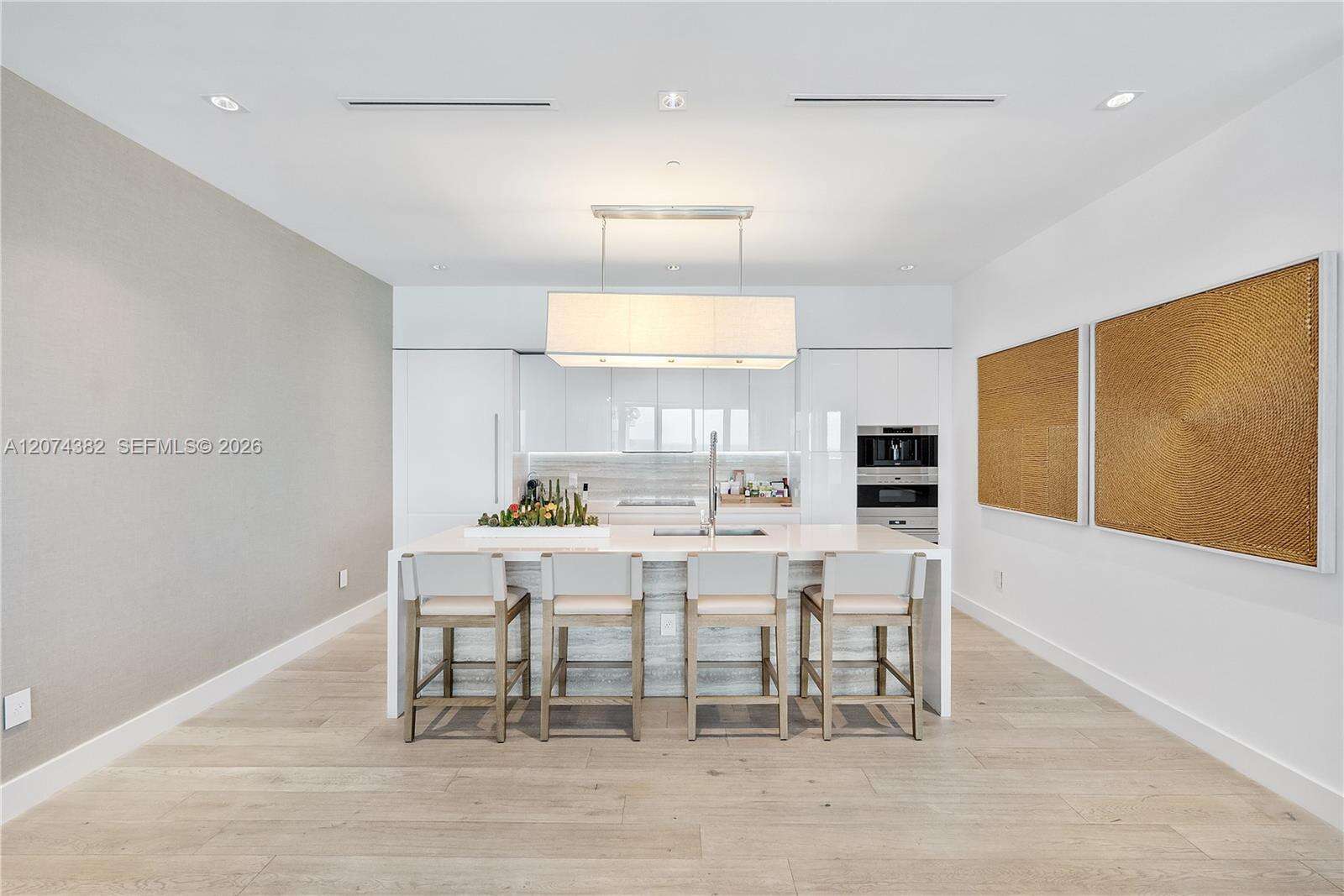 1 Hotel & Homes Unit #PH-1612 | Picture 34