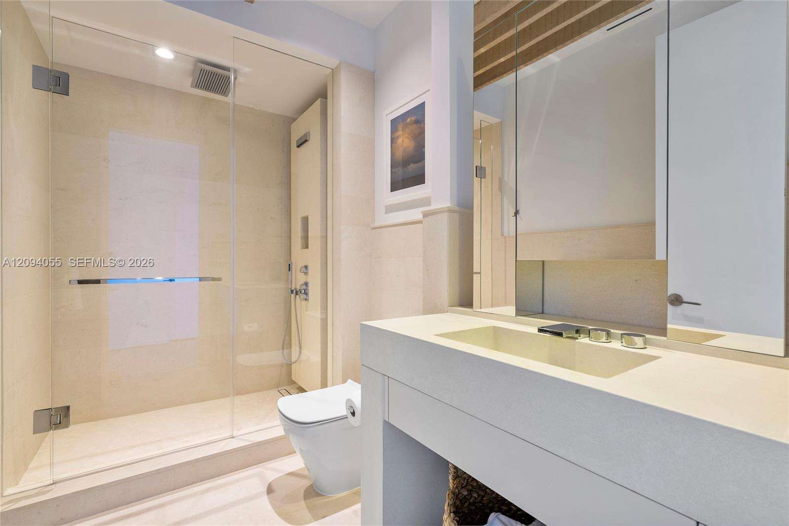 1 Hotel & Homes Unit #PH-1607 | Picture 24