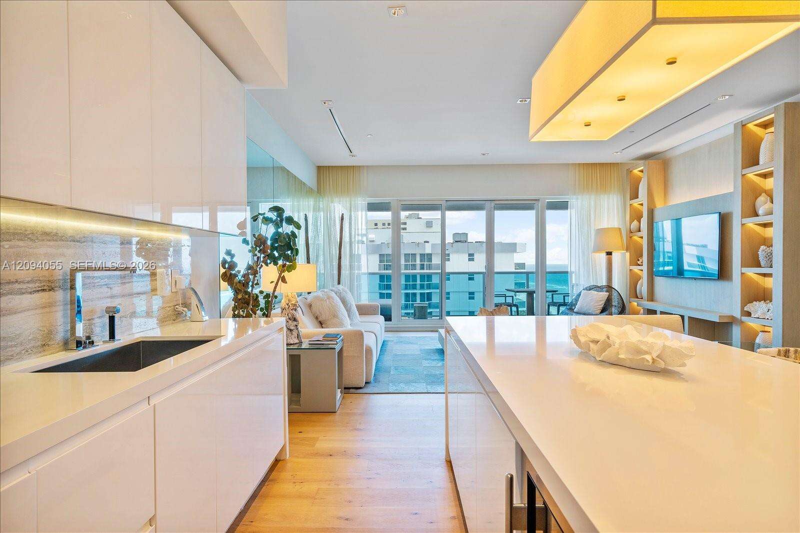 1 Hotel & Homes Unit #PH-1607 | Picture 9