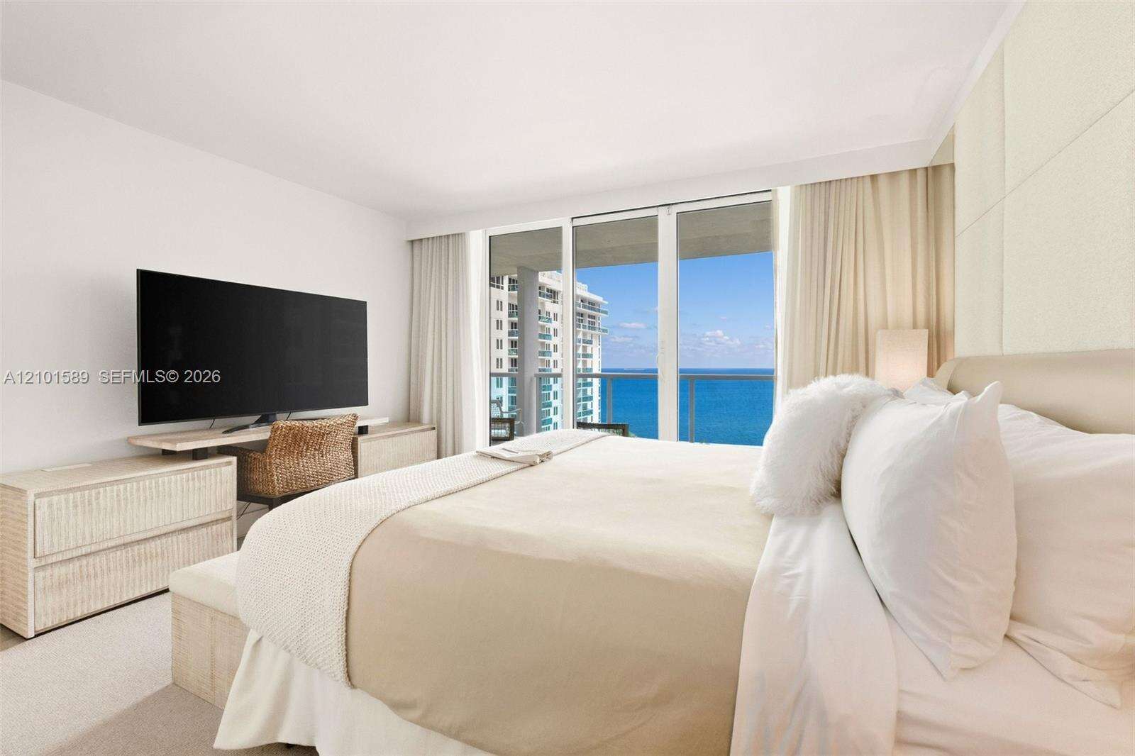 1 Hotel & Homes Unit #1244 | Picture 9