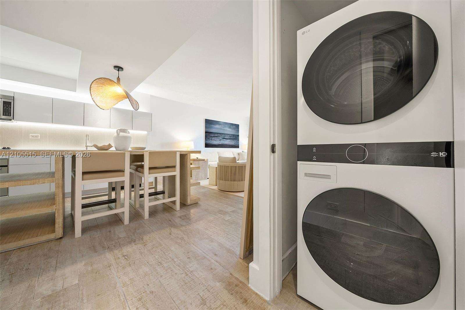 1 Hotel & Homes Unit #1213 | Picture 27