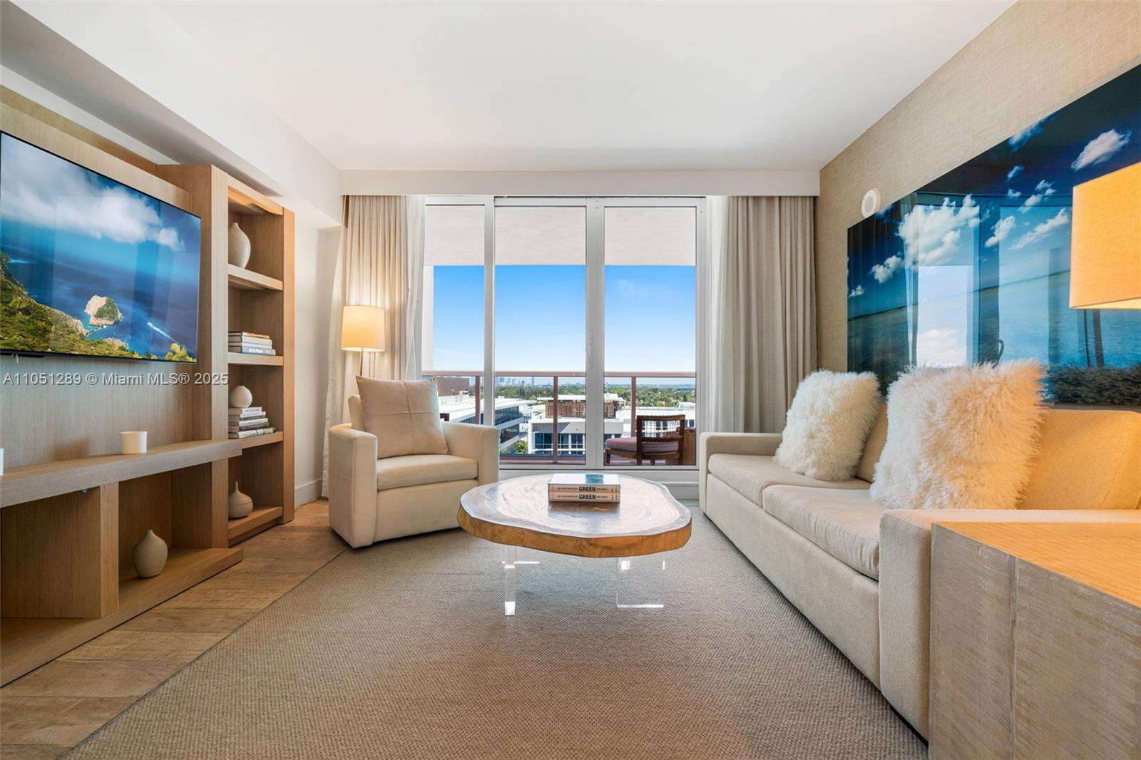1 Hotel & Homes Unit #1045 | Picture 7