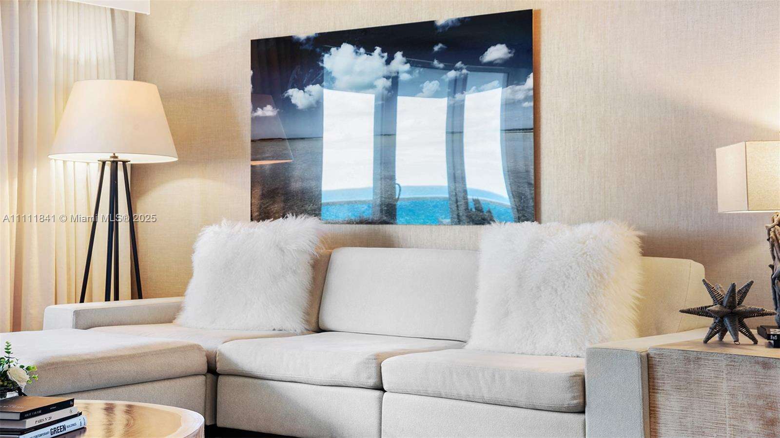 1 Hotel & Homes Unit #904 | Picture 2