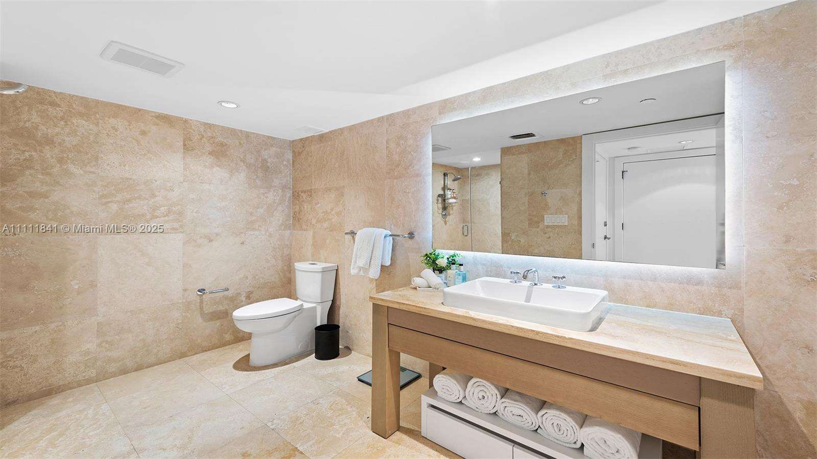 1 Hotel & Homes Unit #904 | Picture 35