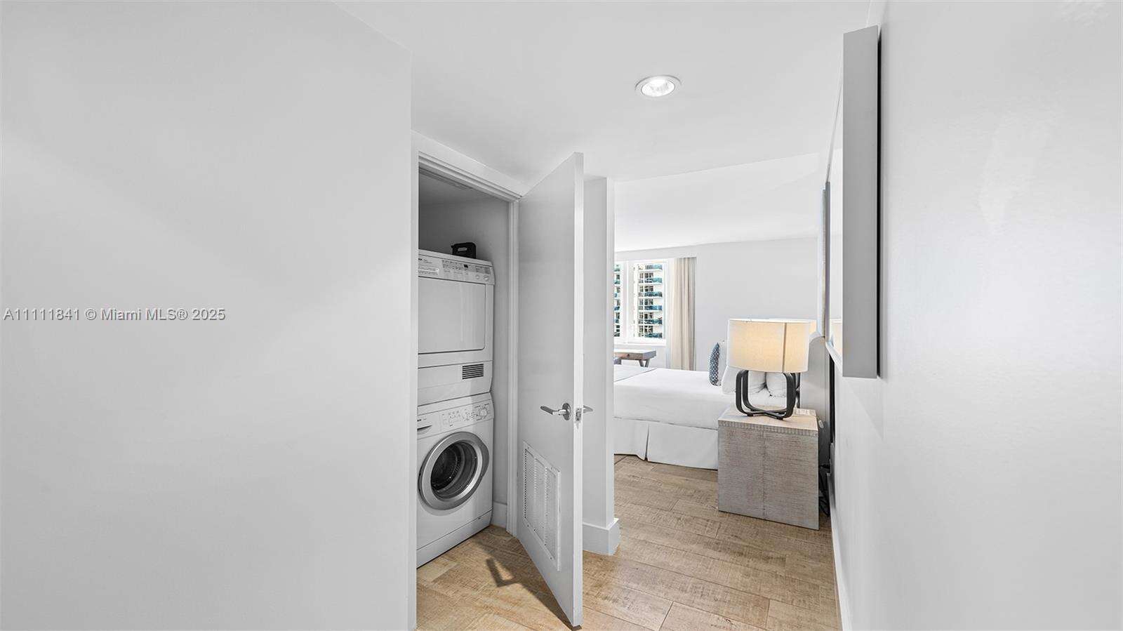 1 Hotel & Homes Unit #904 | Picture 40