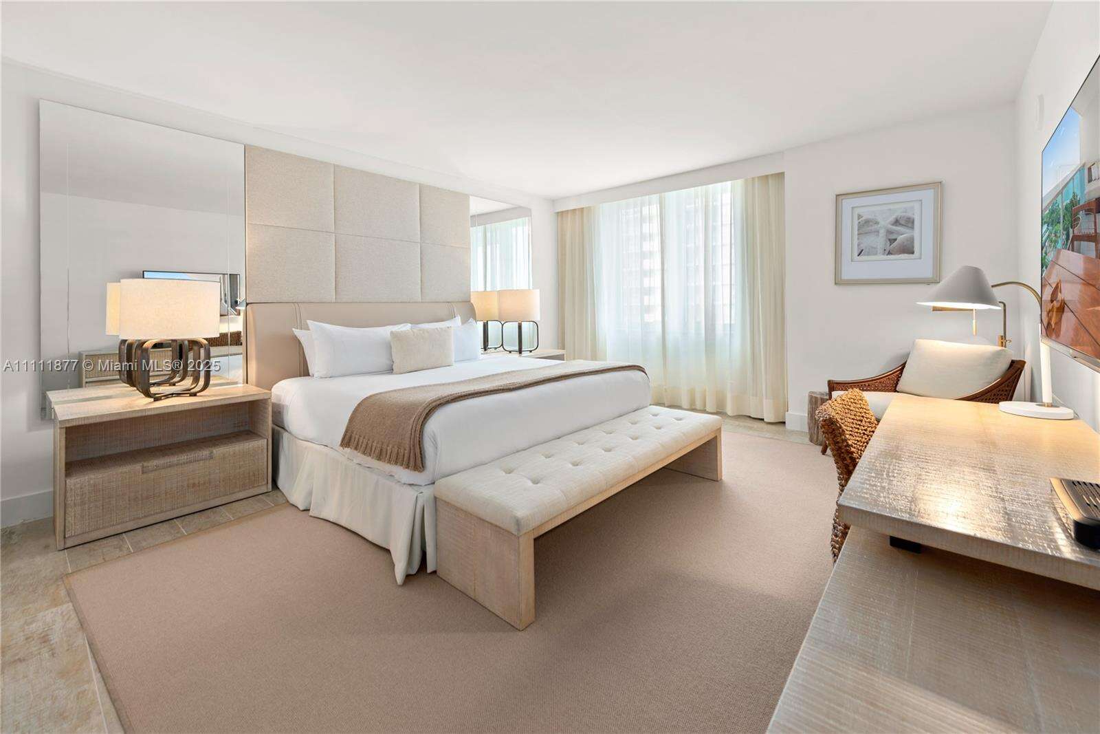 1 Hotel & Homes Unit #915 | Picture 2